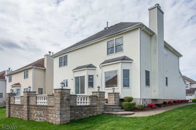 17 Nicole Lane, Parsippany-troy Hills Twp., NJ 07054