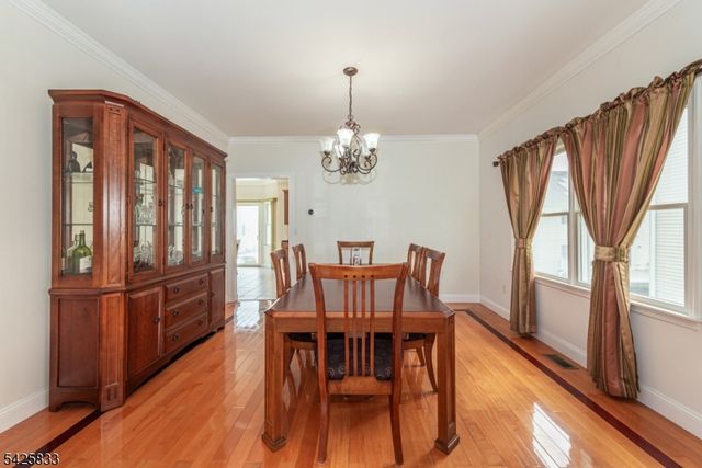 17 Nicole Lane, Parsippany-troy Hills Twp., NJ 07054