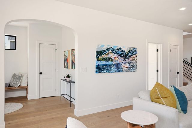 2643 NW Waymaker Court, Bend, OR 97703