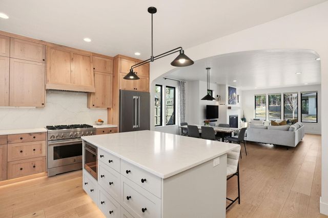 2643 NW Waymaker Court, Bend, OR 97703