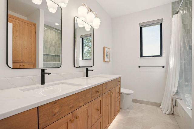 2643 NW Waymaker Court, Bend, OR 97703