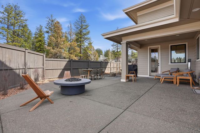 2643 NW Waymaker Court, Bend, OR 97703