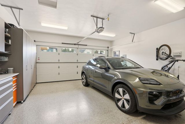 2643 NW Waymaker Court, Bend, OR 97703