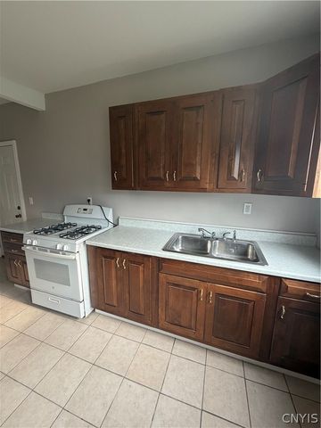 214-1 Rowland Street, Syracuse, NY 13204