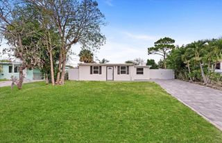 431 Ficus Tree Drive, Lantana, FL 33462