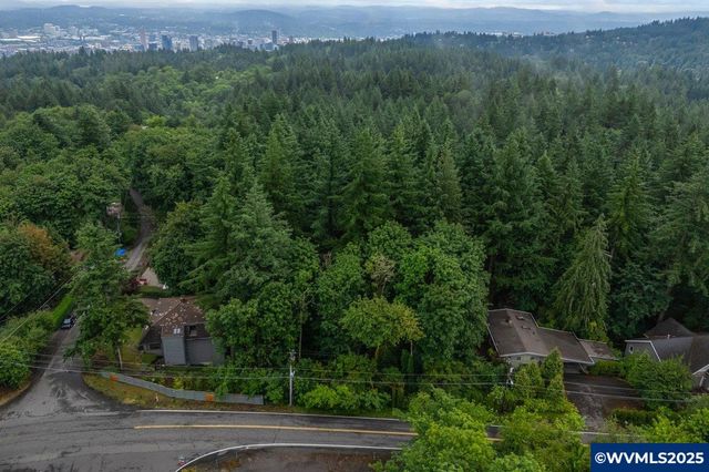 906 SW Skyline Bl, Portland, OR 97221