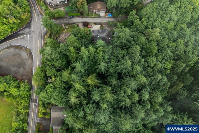 906 SW Skyline Bl, Portland, OR 97221