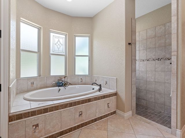 181 Highland Meadows, Bandera, TX 78003