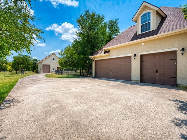181 Highland Meadows, Bandera, TX 78003