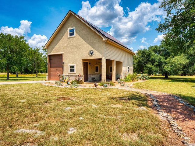 181 Highland Meadows, Bandera, TX 78003