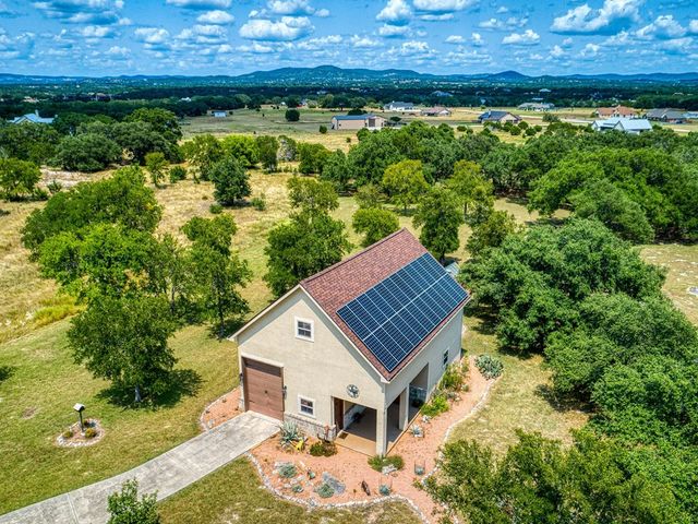 181 Highland Meadows, Bandera, TX 78003