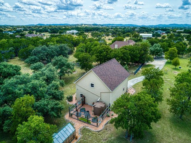 181 Highland Meadows, Bandera, TX 78003