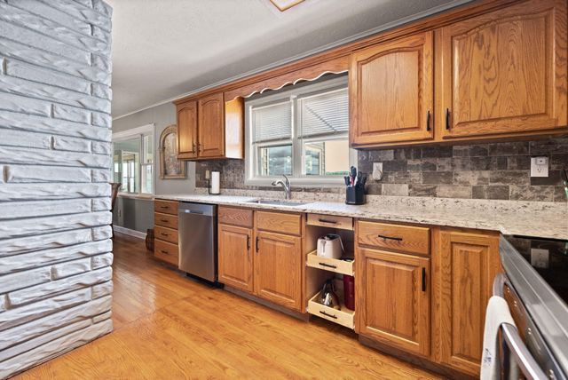 27 Waterworks Drive, Somerset, KY 42503