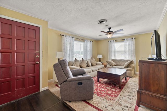 27 Waterworks Drive, Somerset, KY 42503