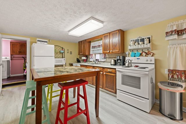 27 Waterworks Drive, Somerset, KY 42503