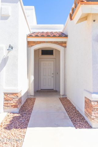 14989 Eddie Mullens Court B, El Paso, TX 79938