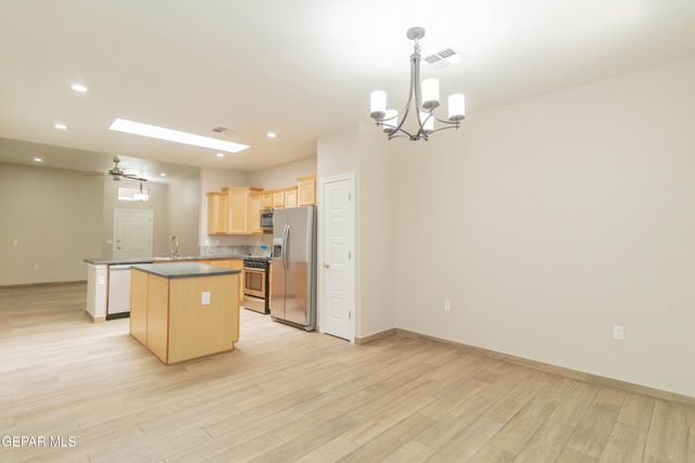 14989 Eddie Mullens Court B, El Paso, TX 79938