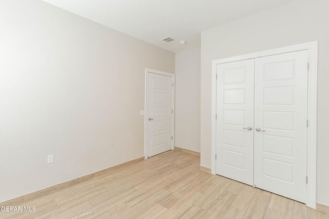 14989 Eddie Mullens Court B, El Paso, TX 79938
