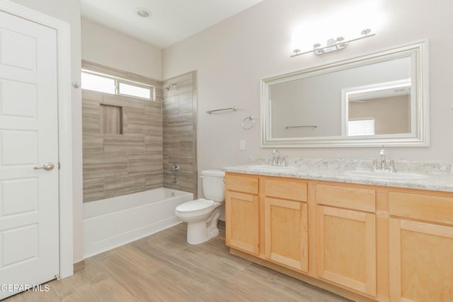 14989 Eddie Mullens Court B, El Paso, TX 79938