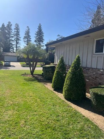 172 W Scott Avenue, Fresno, CA 93704