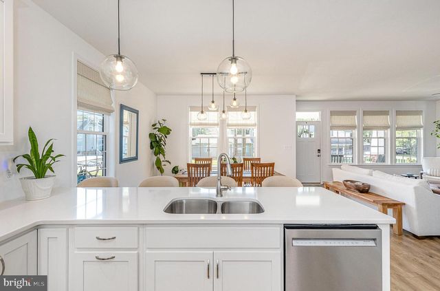 917 BANCROFT AVE, Colonial Beach, VA 22443