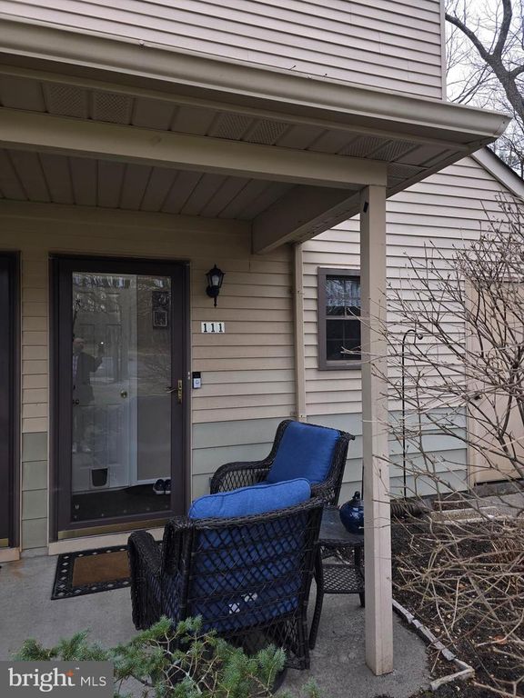 111 BLUEBELL DR, Jackson, NJ 08527