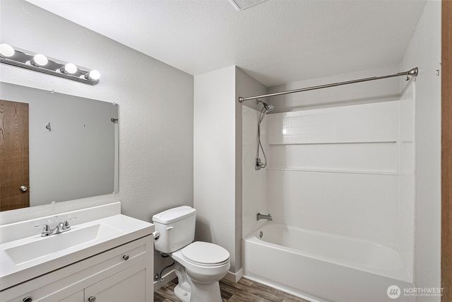 4404 68th Street Ct NW, Gig Harbor, WA 98335