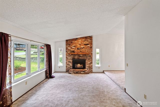 4404 68th Street Ct NW, Gig Harbor, WA 98335