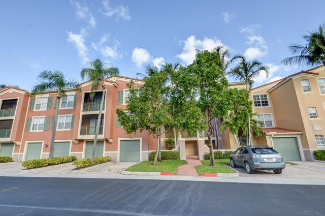 11770 St Andrews Place 105, Wellington, FL 33414