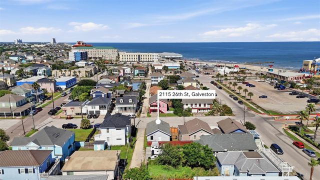 2115 26th Street, Galveston, TX 77550