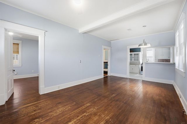 2115 26th Street, Galveston, TX 77550