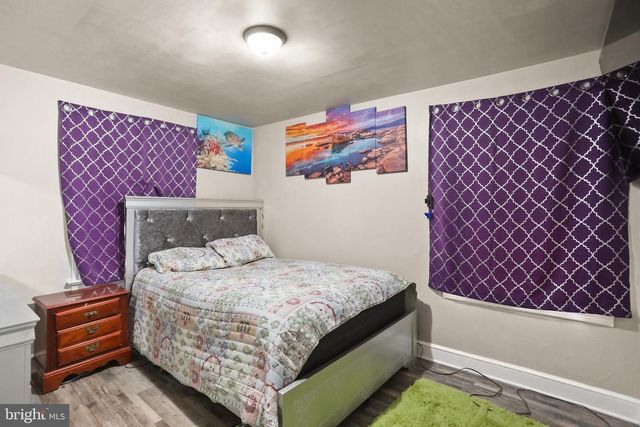 1053 E KING ST, York, PA 17403