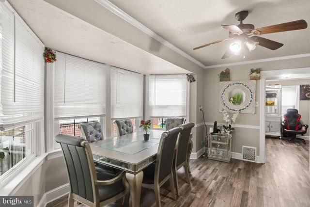 1053 E KING ST, York, PA 17403