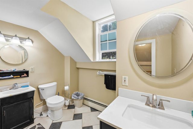 194 Malletts Bay Avenue, Winooski, VT 05404