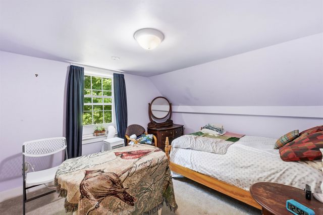 194 Malletts Bay Avenue, Winooski, VT 05404