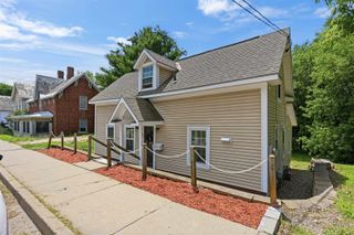 194 Malletts Bay Avenue, Winooski, VT 05404