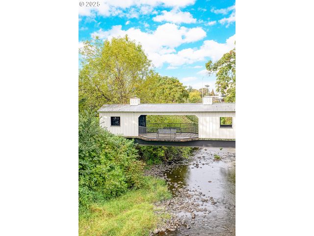 1408 PRINCETON Ave, Silverton, OR 97381