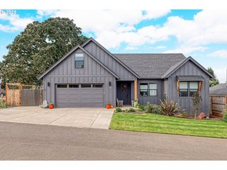 1408 PRINCETON Ave, Silverton, OR 97381