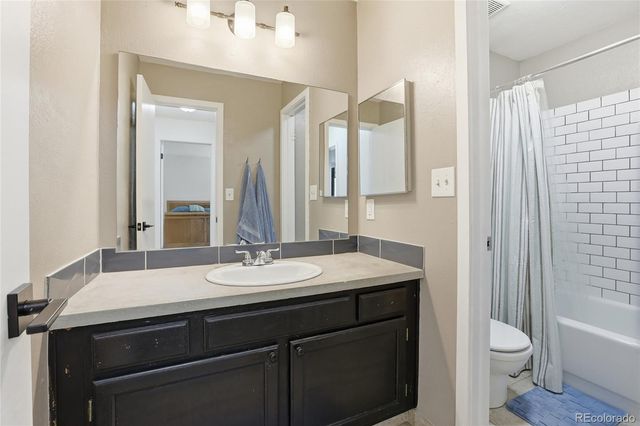 8378 S Upham Way A305, Littleton, CO 80128