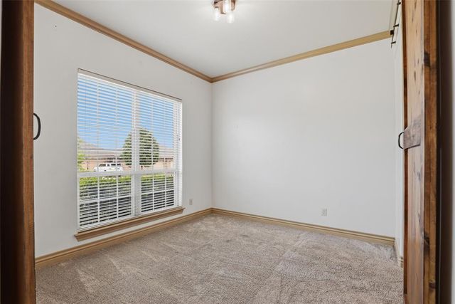 8104 NW 159th Street, Edmond, OK 73013