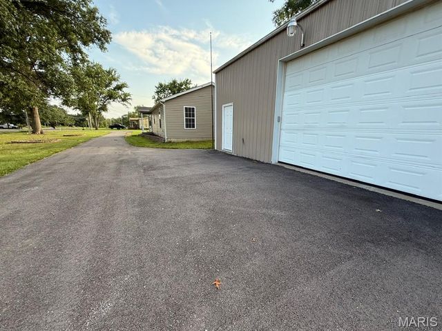 6195 Cedar Springs, Cedar Hill, MO 63016