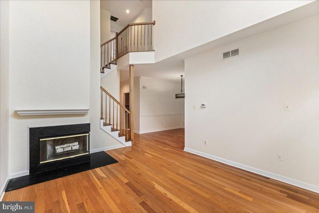 105 SAINT CLAIR CT, Princeton, NJ 08540