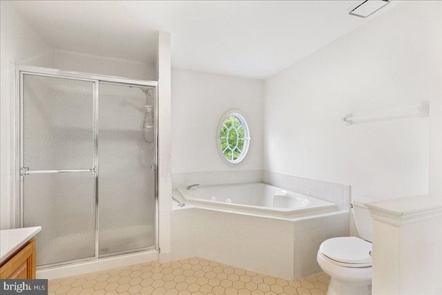 105 SAINT CLAIR CT, Princeton, NJ 08540