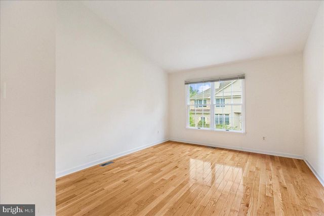 105 SAINT CLAIR CT, Princeton, NJ 08540