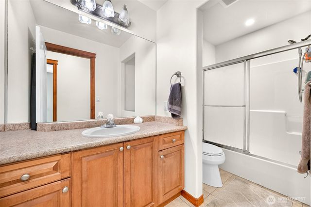 1552 Fruitland Dr, Bellingham, WA 98226