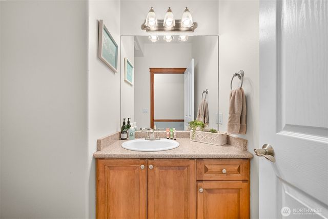 1552 Fruitland Dr, Bellingham, WA 98226