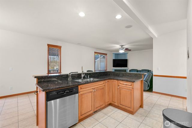 1552 Fruitland Dr, Bellingham, WA 98226