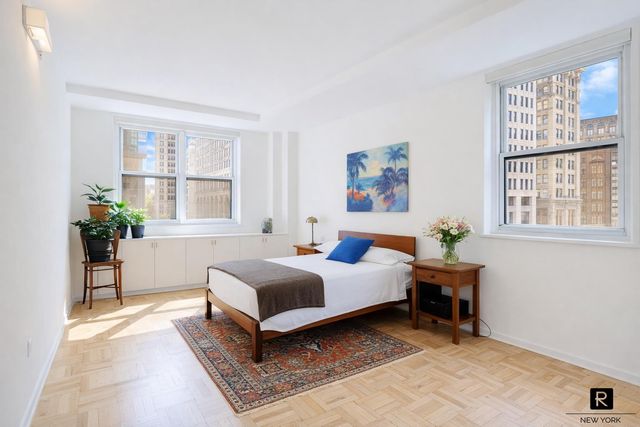 63 E 9th St Apt 4O, New York City, NY 10003