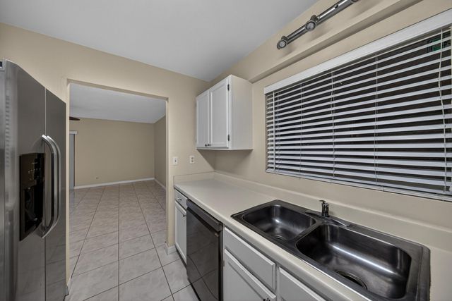 147 Deer Creek Boulevard 401, Deerfield Beach, FL 33442