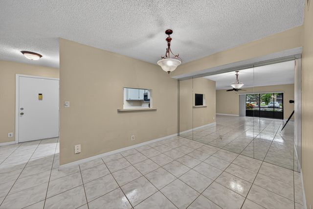 147 Deer Creek Boulevard 401, Deerfield Beach, FL 33442